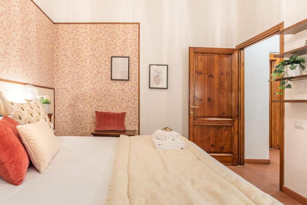 Ferienwohnung Santarosa Five Senses Florenz Exterior foto