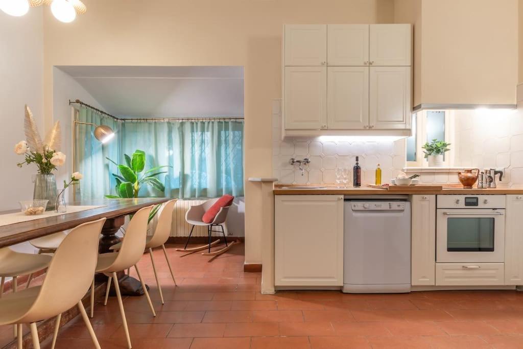 Ferienwohnung Santarosa Five Senses Florenz Exterior foto